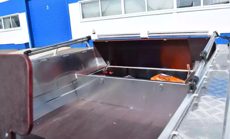 Алюминиевый катер WYATBOAT-550 DCM в Екатеринбурге