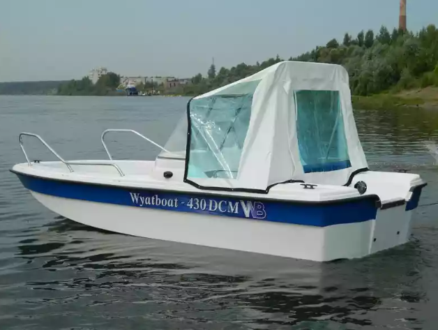 Стеклопластиковый катер Wyatboat-430 DCM (тримаран) в Екатеринбурге