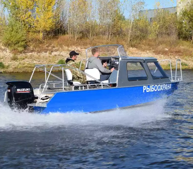 Алюминиевый катер Неман 550 с каютой в Екатеринбурге