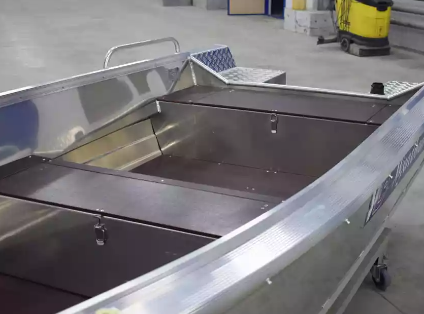 Алюминиевая лодка  Wyatboat-430 Р в Екатеринбурге