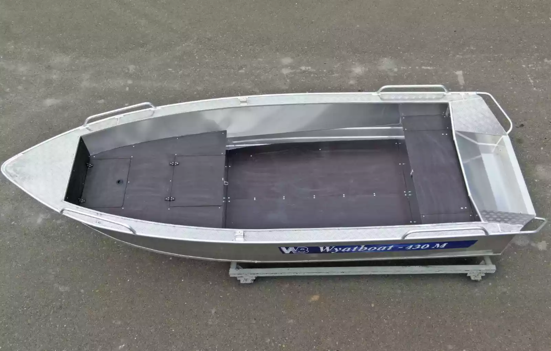 Алюминиевая лодка  Wyatboat-430М FISH в Екатеринбурге