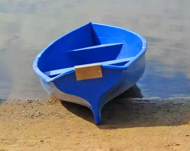 Стеклопластиковая лодка Омуль в Екатеринбурге