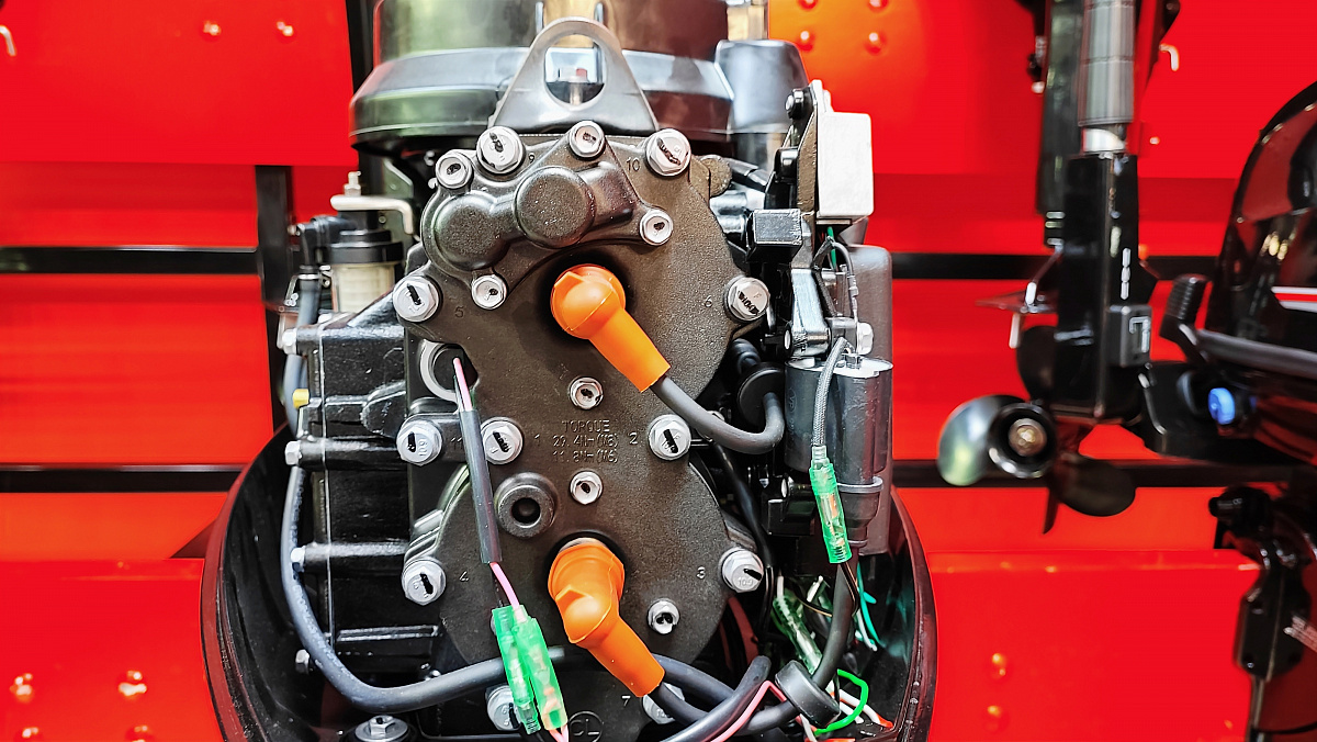 Лодочный мотор MARLIN PROLINE MP 50 AWR ПОД ВОДОМЕТ в Екатеринбурге