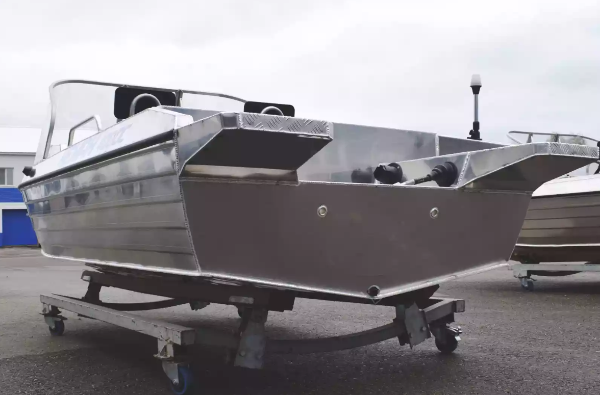Алюминиевый катер Neman-400 DC в Екатеринбурге