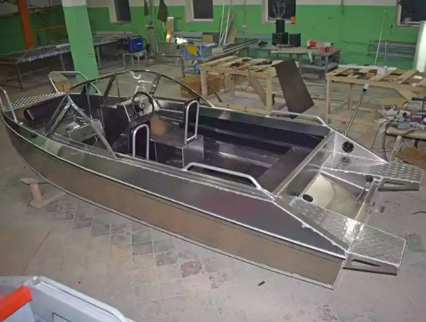 Алюминиевый катер Неман-500 DC (без покраски) в Екатеринбурге