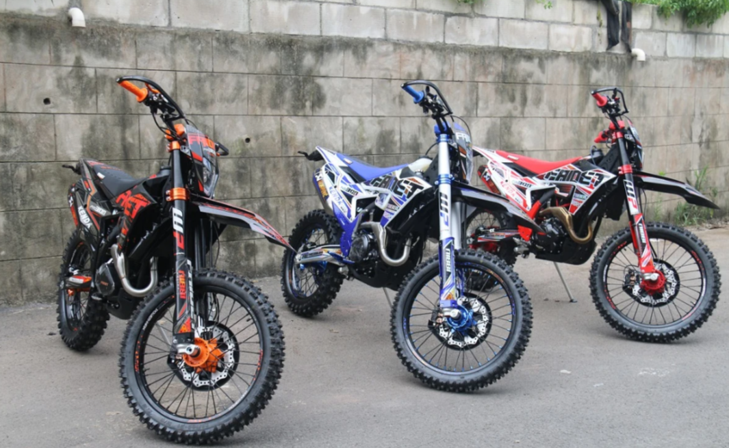 Кроссовый мотоцикл FAIDET CB300RL MAX KYB-TECH в Екатеринбурге