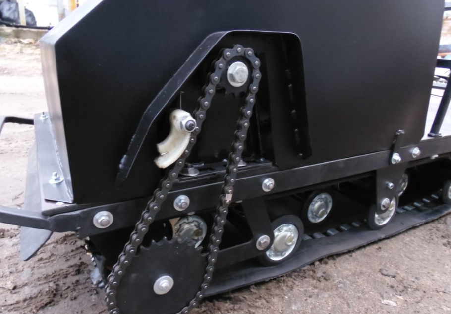 Мотобуксировщик AhtaR Зима 15 л/с с вариатором в Екатеринбурге