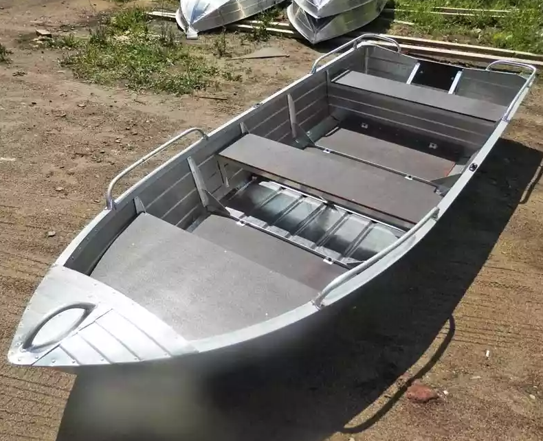 Алюминиевая лодка Вятка-Профи 37 в Екатеринбурге