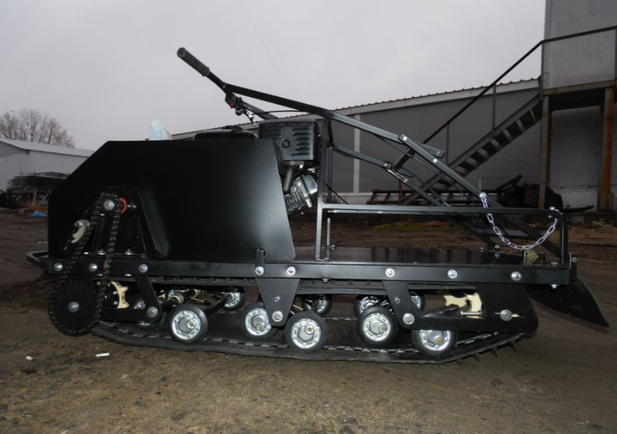 Мотобуксировщик AhtaR Зима 15 л/с с вариатором в Екатеринбурге