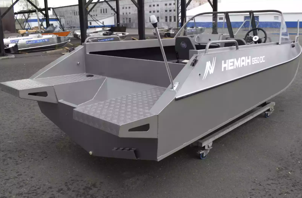 Алюминиевый катер Неман 550 DC в Екатеринбурге