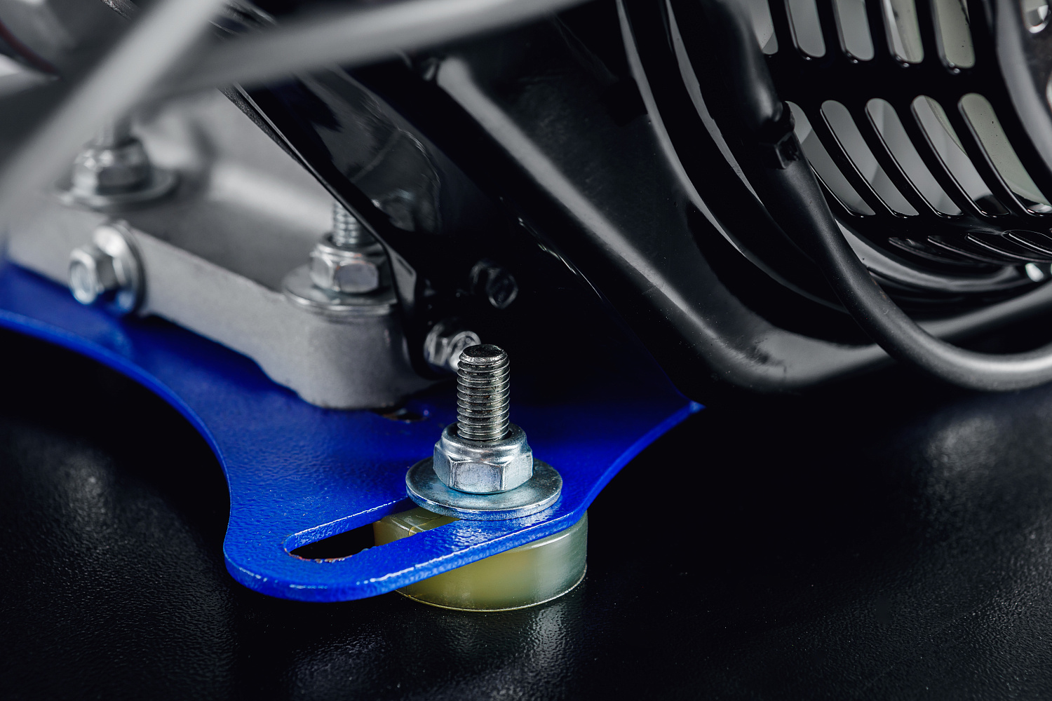 МОТОБУКСИРОВЩИК IKUDZO LONG 2.0 1700/500 EKR19 в Екатеринбурге