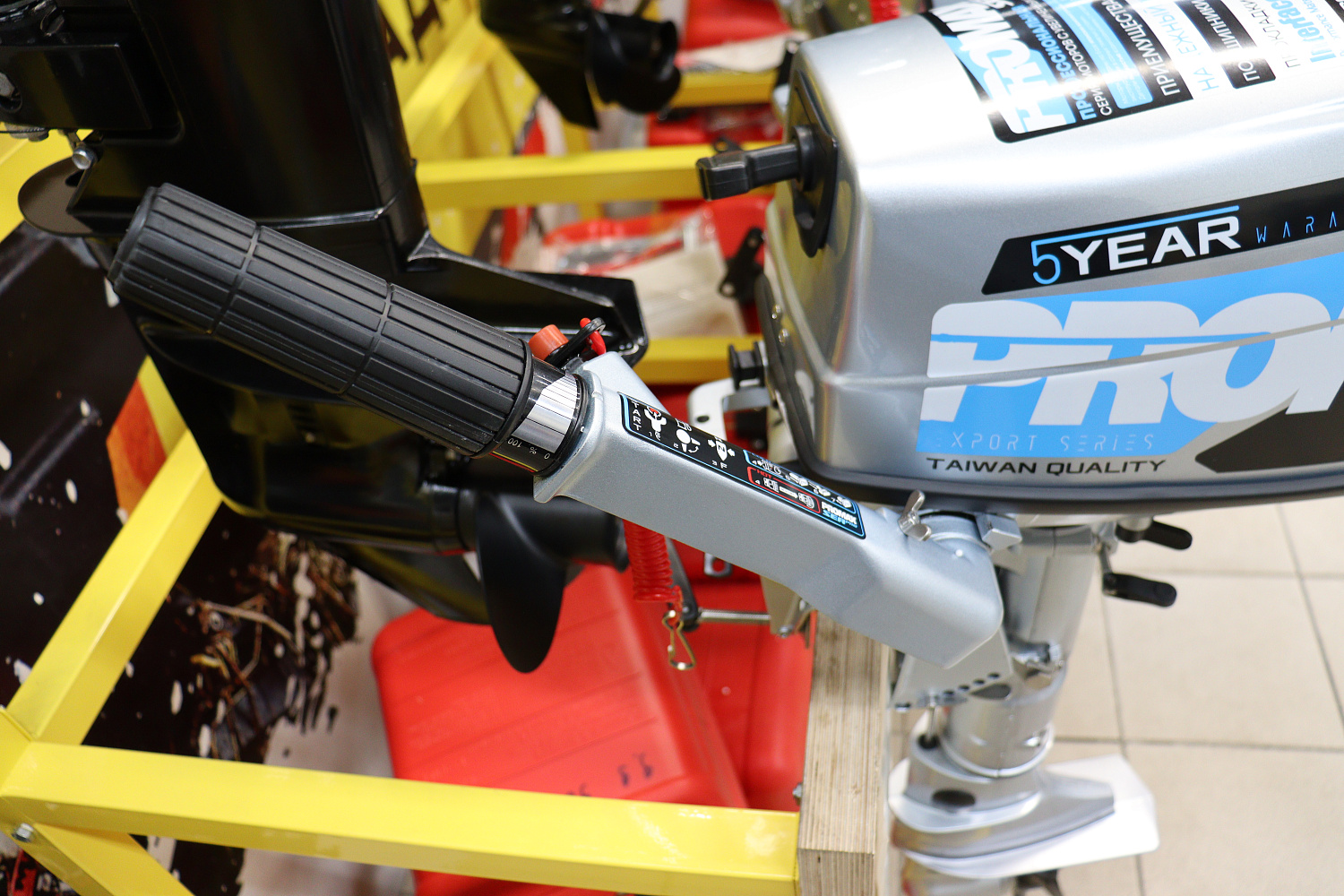 Лодочный мотор PROMAX SP5FHS (внешний бак 12 л) в Екатеринбурге