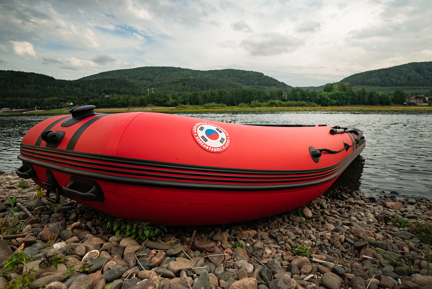 Лодка MISHIMO RIVER FJET PRO 410  под водомет в Екатеринбурге