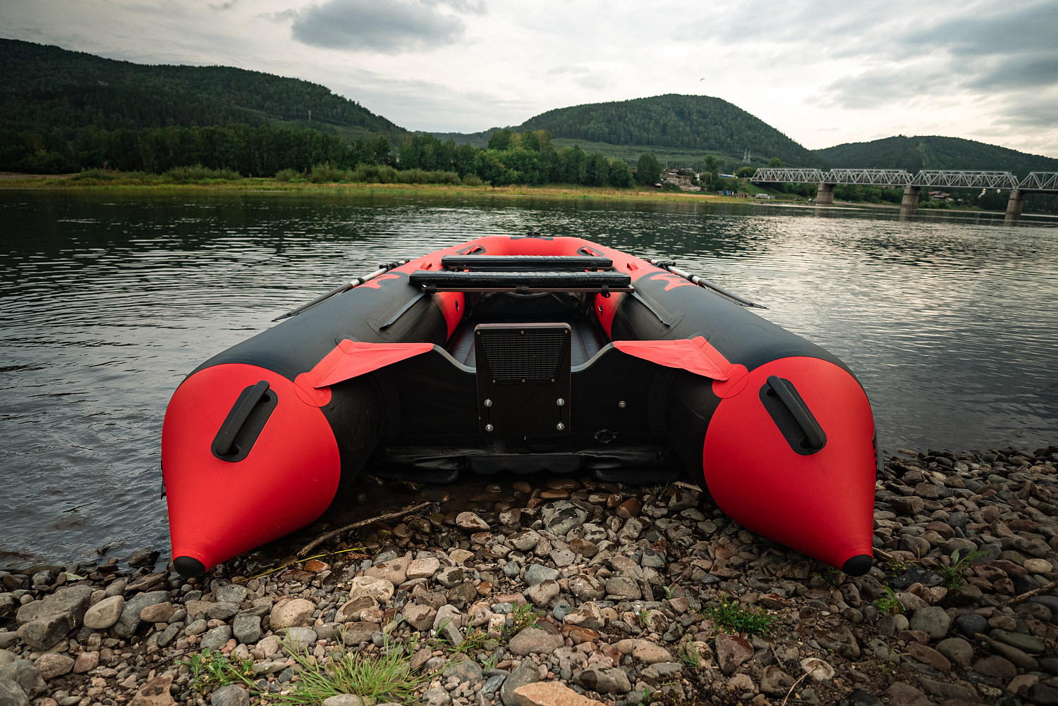 Лодка MISHIMO RIVER JET 390 под водомет в Екатеринбурге