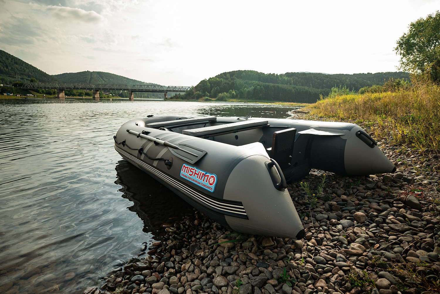 Лодка MISHIMO RIVER JET 390 под водомет в Екатеринбурге
