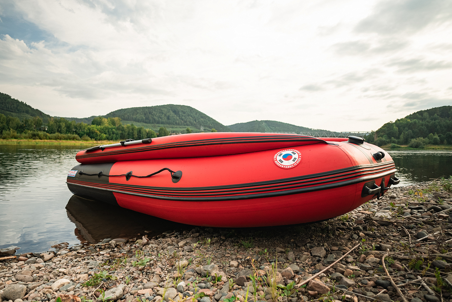 Лодка MISHIMO RIVER FJET PRO 410  под водомет в Екатеринбурге