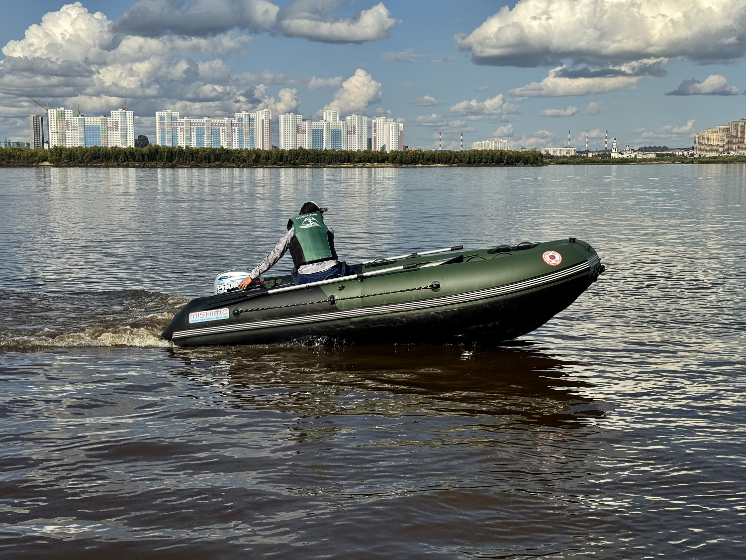 Лодка MISHIMO BIG FLOOR 400 в Екатеринбурге