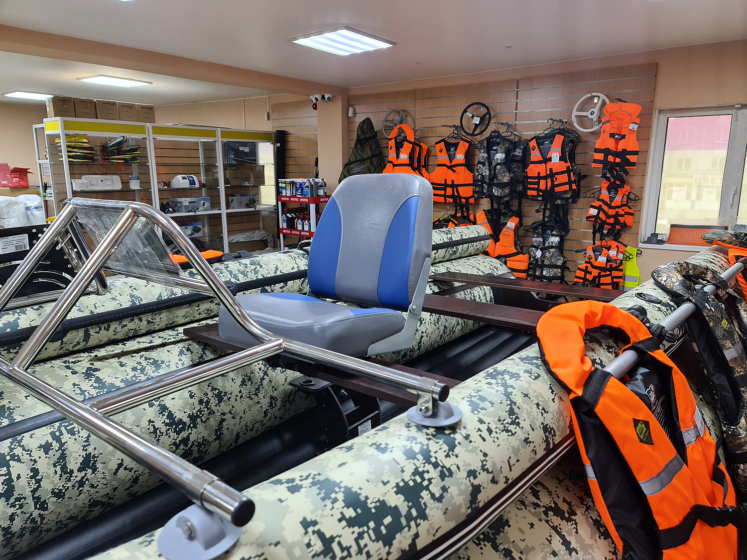 КРЕСЛО МЯГКОЕ РАСКЛАДНОЕ С ПОВОРОТНЫМ МЕХАНИЗМОМ ДЛЯ ЛОДОК в Екатеринбурге