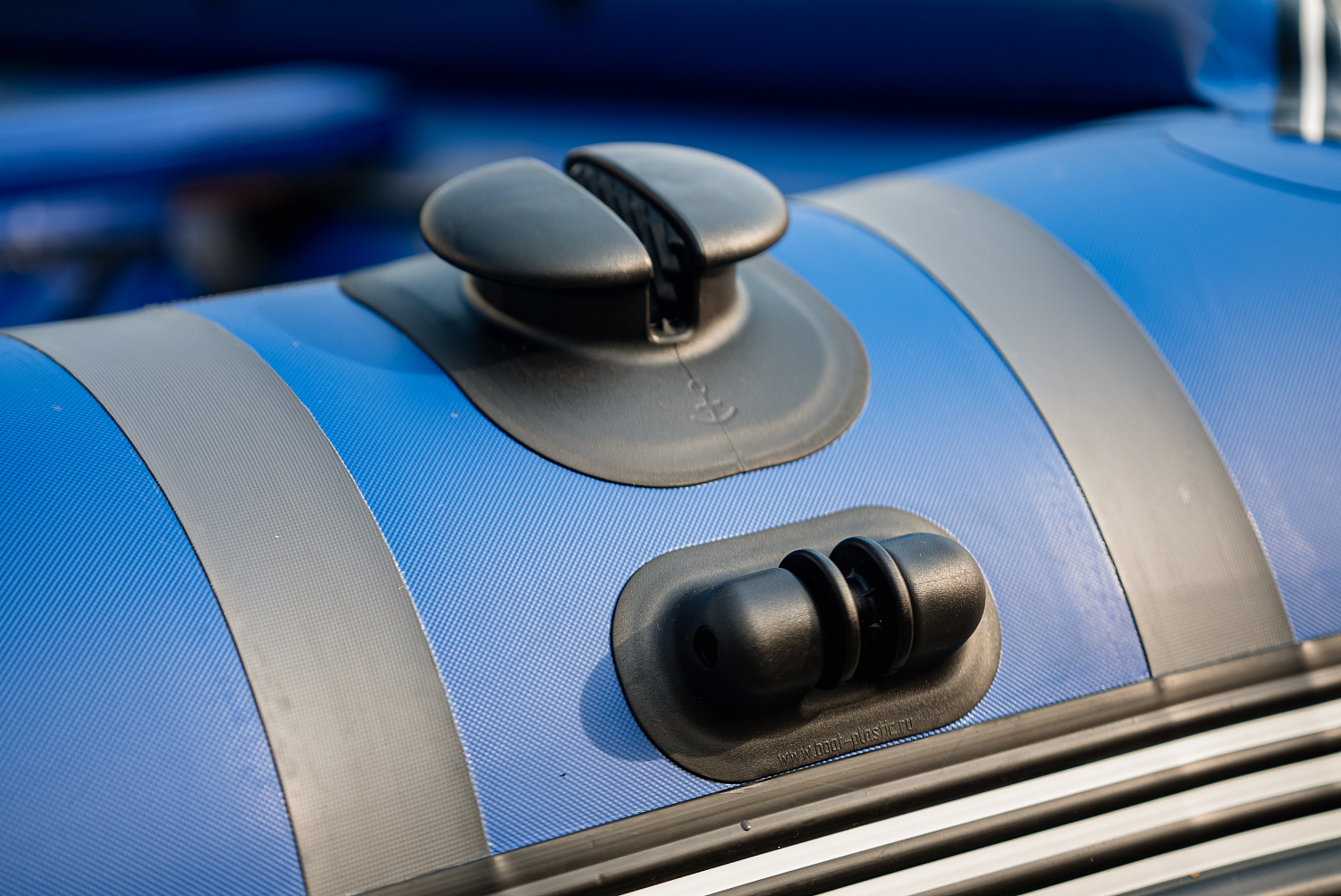 Лодка MISHIMO RIVER FJET PRO 410  под водомет в Екатеринбурге