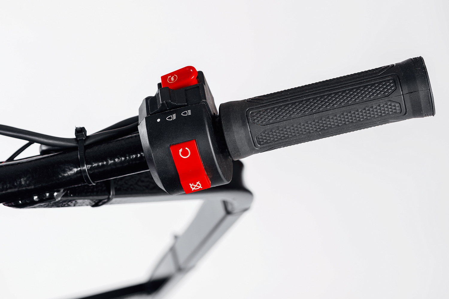 МОТОБУКСИРОВЩИК IKUDZO LONG 2.0 1700/500 EKR19 в Екатеринбурге