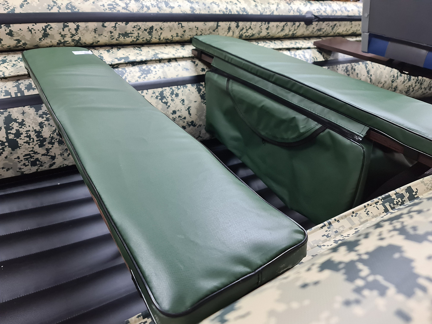 КОМПЛЕКТ МЯГКИХ НАКЛАДОК С СУМКОЙ ДЛЯ ЛОДОК 110Х20 ЗЕЛЕНЫЙ в Екатеринбурге