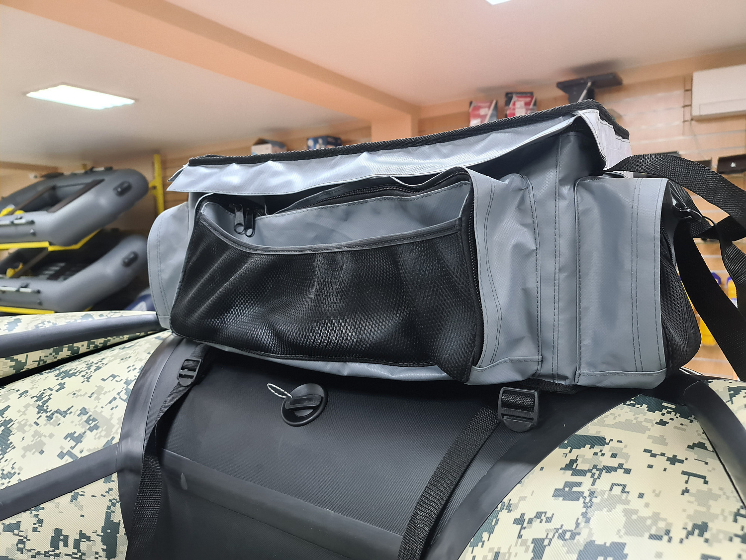 СУМКА ЛЮКС НА БАЛЛОН ДЛЯ ЛОДОК ПВХ 50Х25Х25 СМ в Екатеринбурге