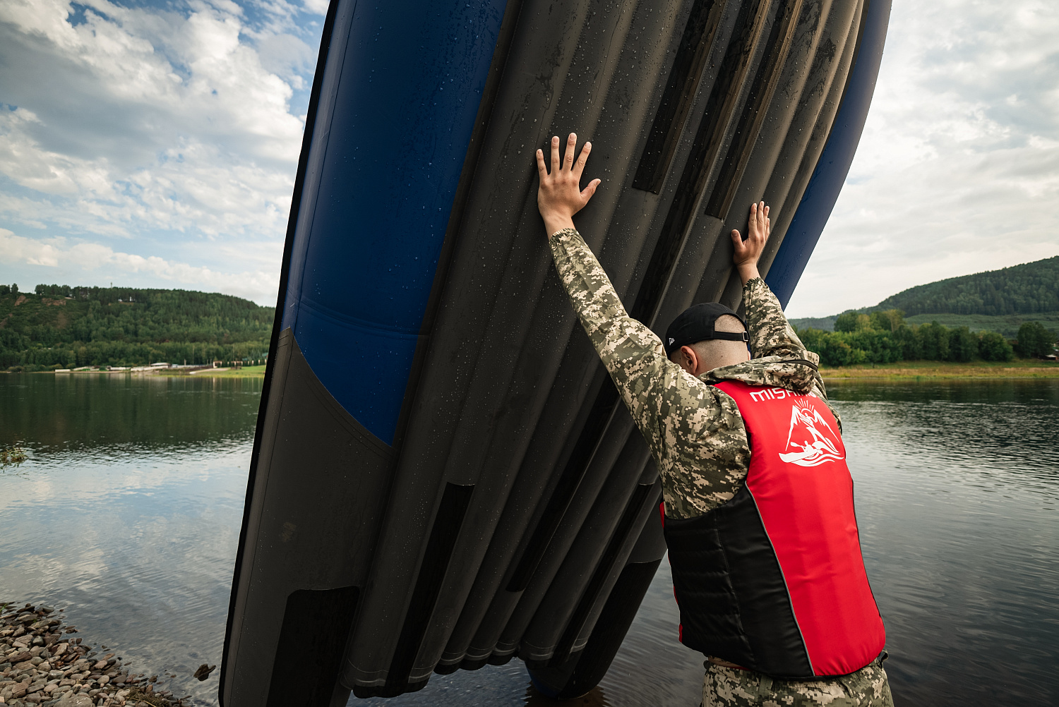 Лодка MISHIMO RIVER FJET PRO 410  под водомет в Екатеринбурге