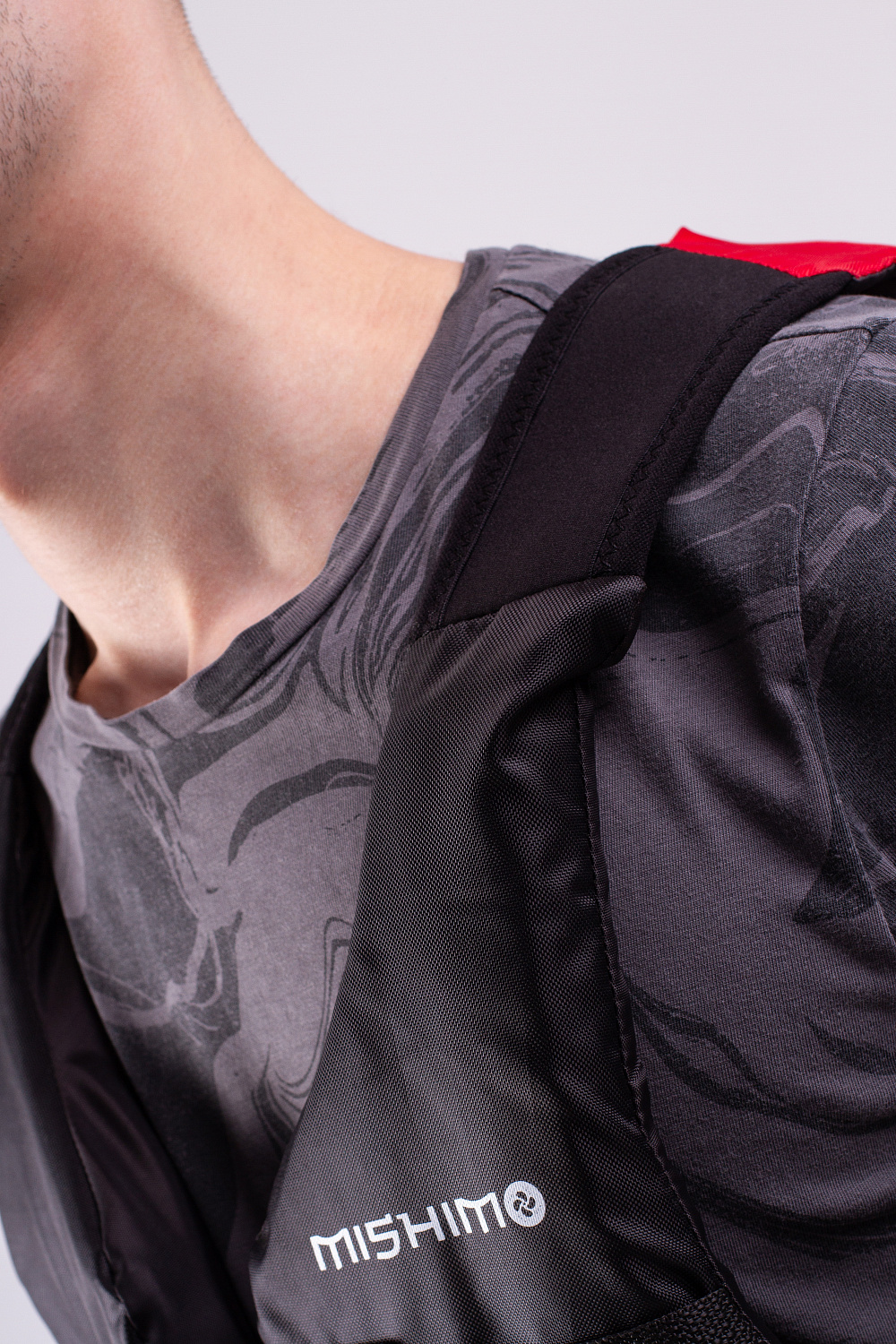 Жилет спасательный MISHIMO PRO Премиум качества Черно-красный в Екатеринбурге