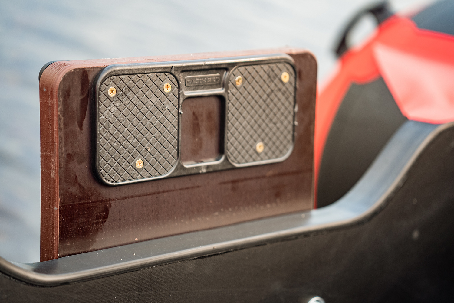 Лодка MISHIMO RIVER FJET PRO 410  под водомет в Екатеринбурге