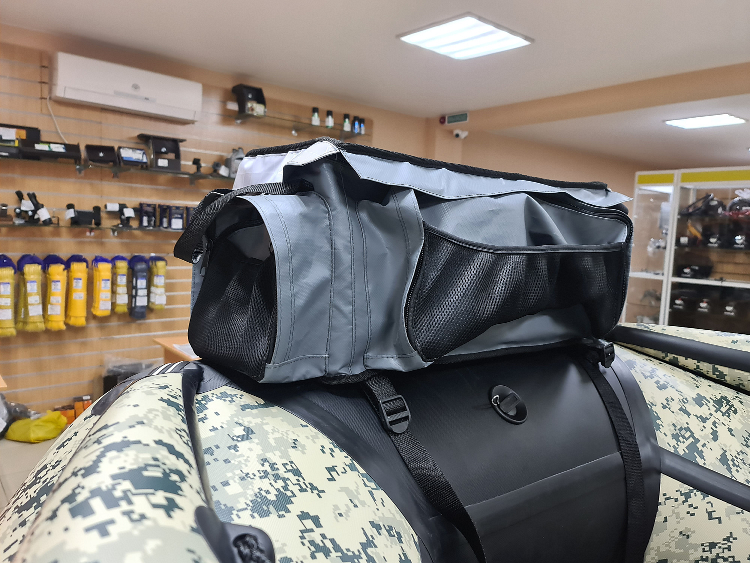 СУМКА ЛЮКС НА БАЛЛОН ДЛЯ ЛОДОК ПВХ 50Х25Х25 СМ в Екатеринбурге